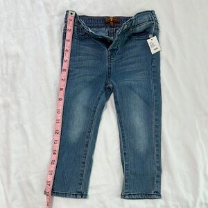 7 For All Mankind NWT Stylish Blue Denim Jeans